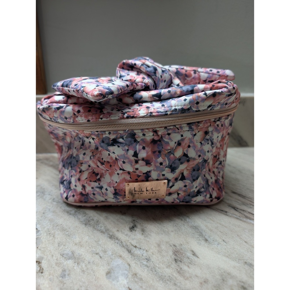 Nicole Miller New York Makeup Travel Case Flower Design